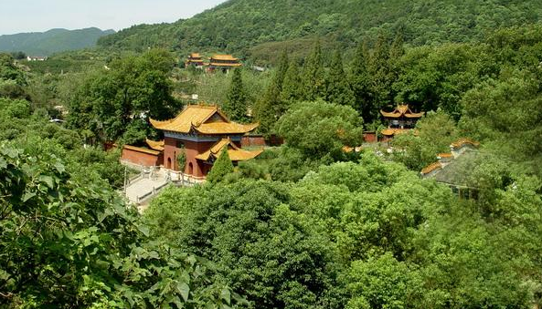 聽松濤、觀林海、悟禪經(jīng)——夾山寺